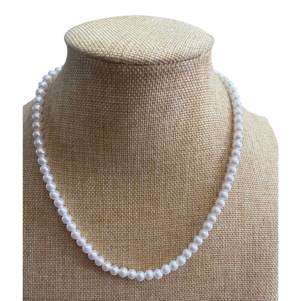Classic White Faux Pearl Strand Necklace Silver Tone Wedding Elegant Timeles